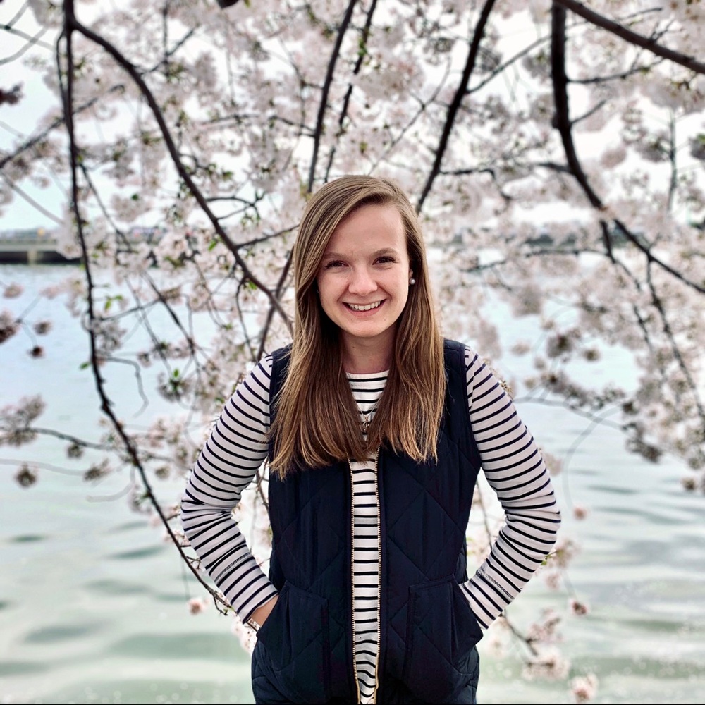 Meet your Posher, Lauren